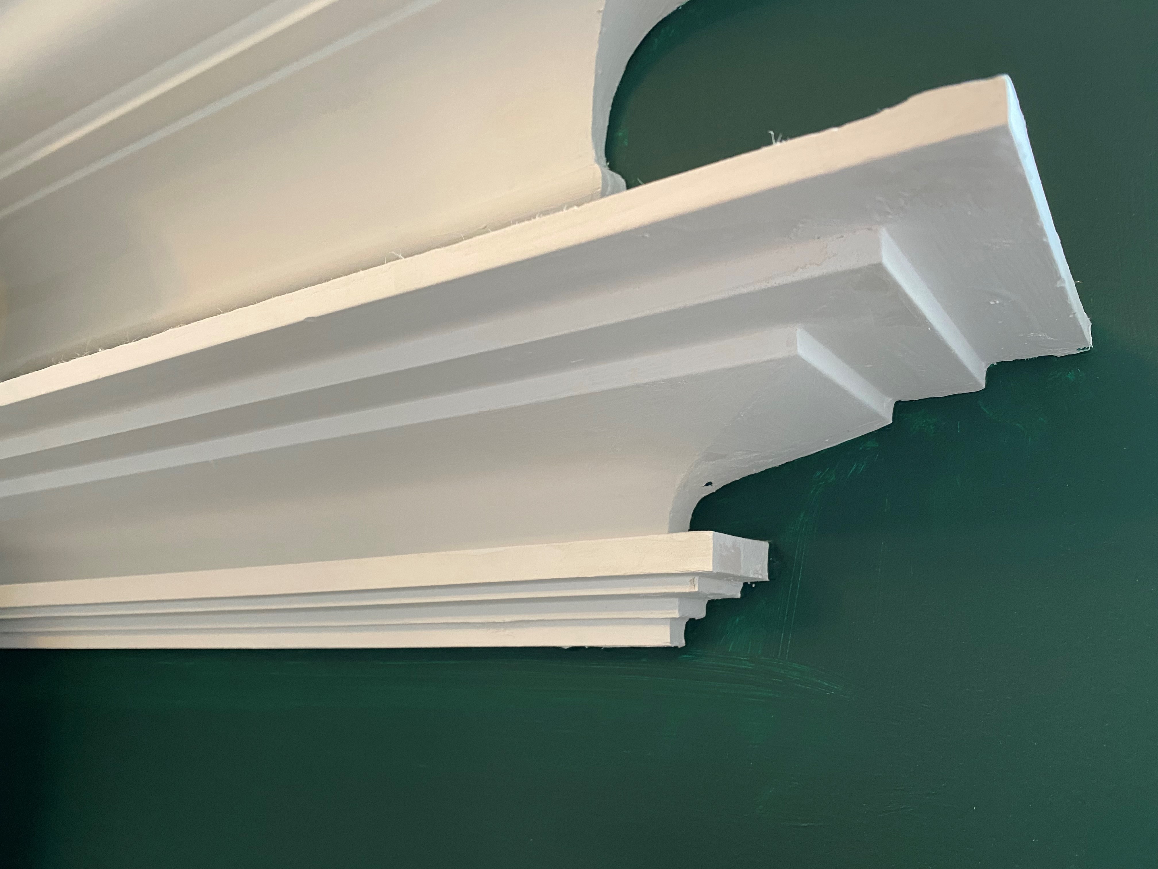 SM153 Cornice